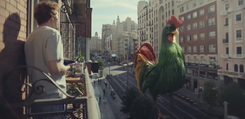 Kellogg’s reinventa su mascota el gallo Cornelius al estilo Kaiju